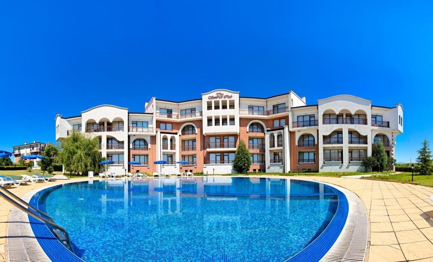 Отель Sunrise 3*