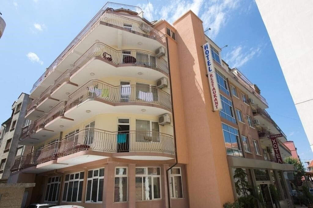 Elena 2* суреті