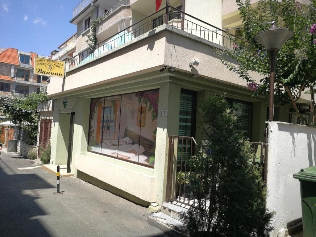 Отель Vanini 3*
