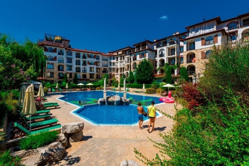 Фото Esteban VIP Residence Club 3*