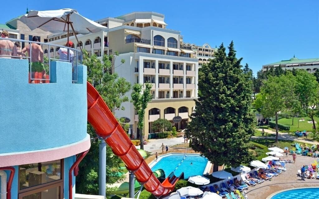 Фото Sol Nessebar Bay & Mare Resort 4*