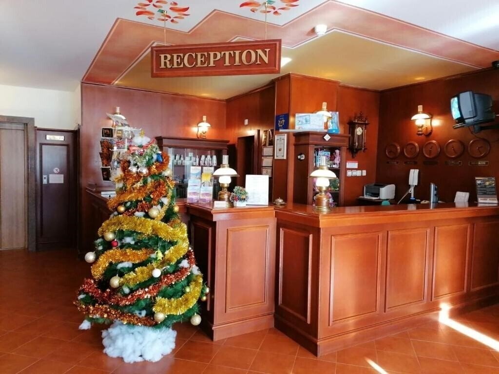 Фото Hotel Elina 3*