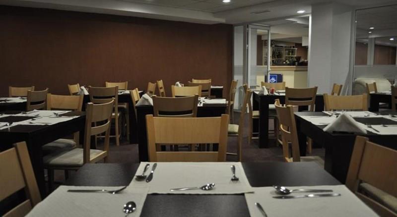 Family Apartments Green Life 4* суреті