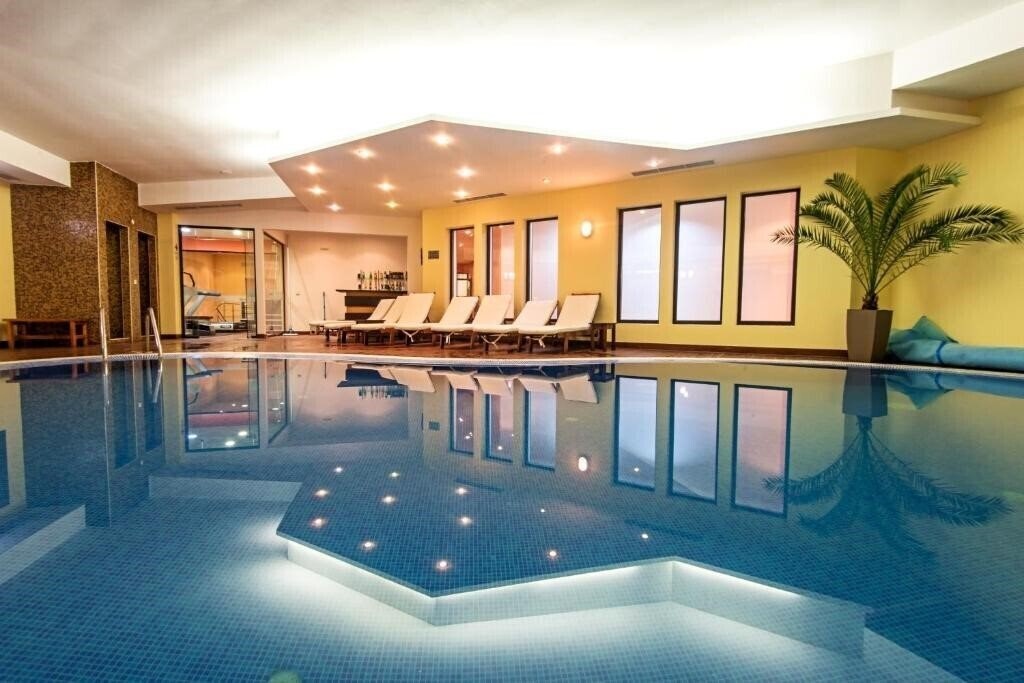 Extreme 4* суреті