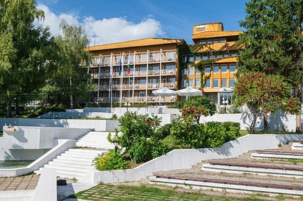 Отель Kamena 3*