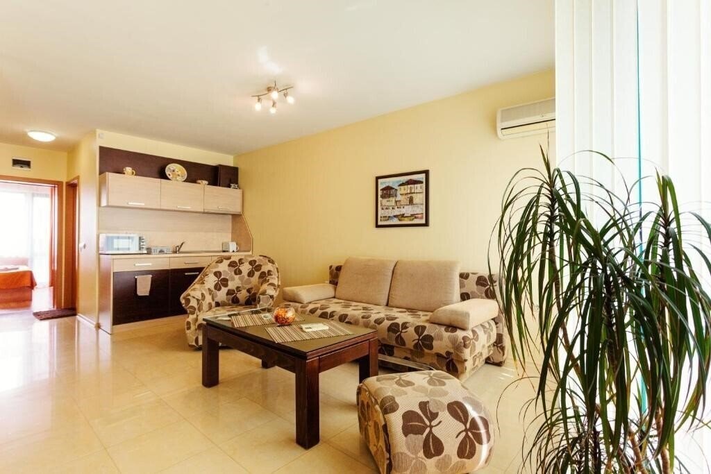 Картинка Bright House 3*