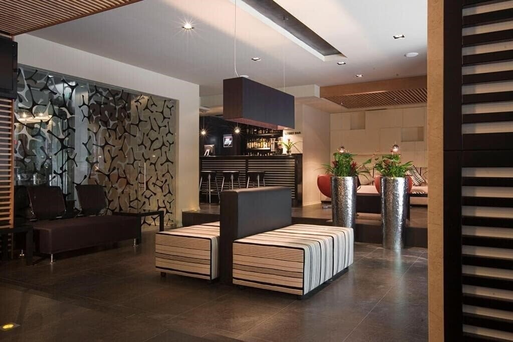 Фото Famous House 3 3*