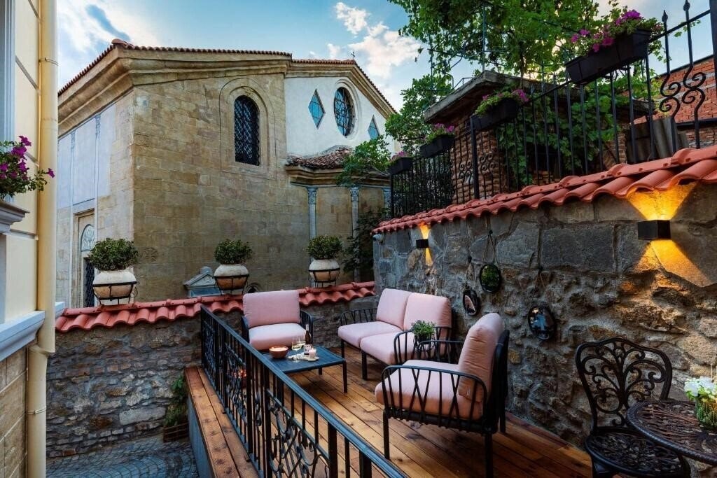 Gallery 37, Bw Premier Collection 3* қонақ үйі