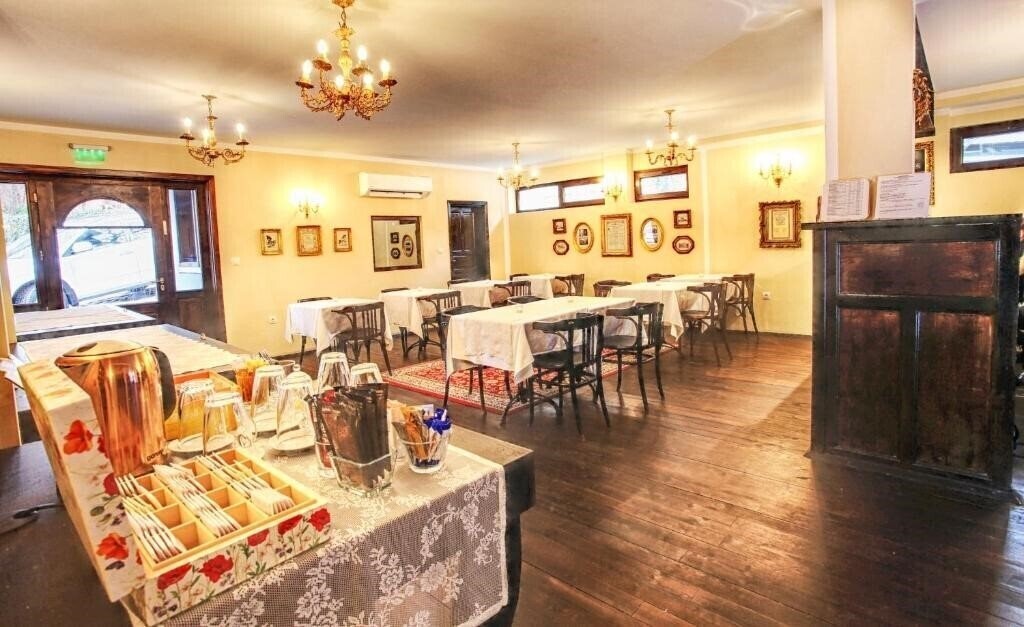 Фото Hotel Evmolpia 3*