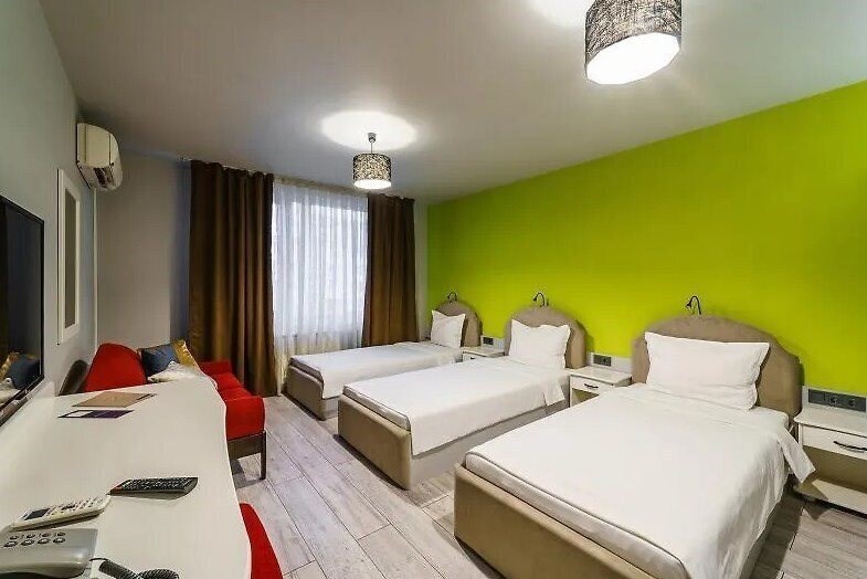 Фотография Boulevard 7 Hotel 4*