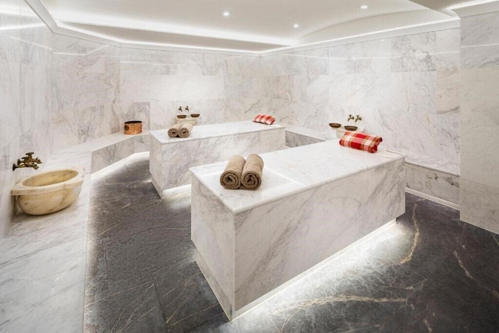 Фото Kings' Valley Medical & SPA Hotel 5*