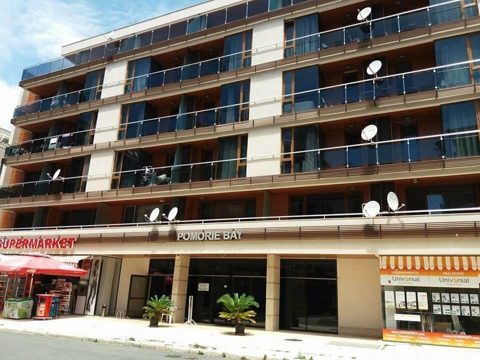 Отель Pomorie Bay 3*