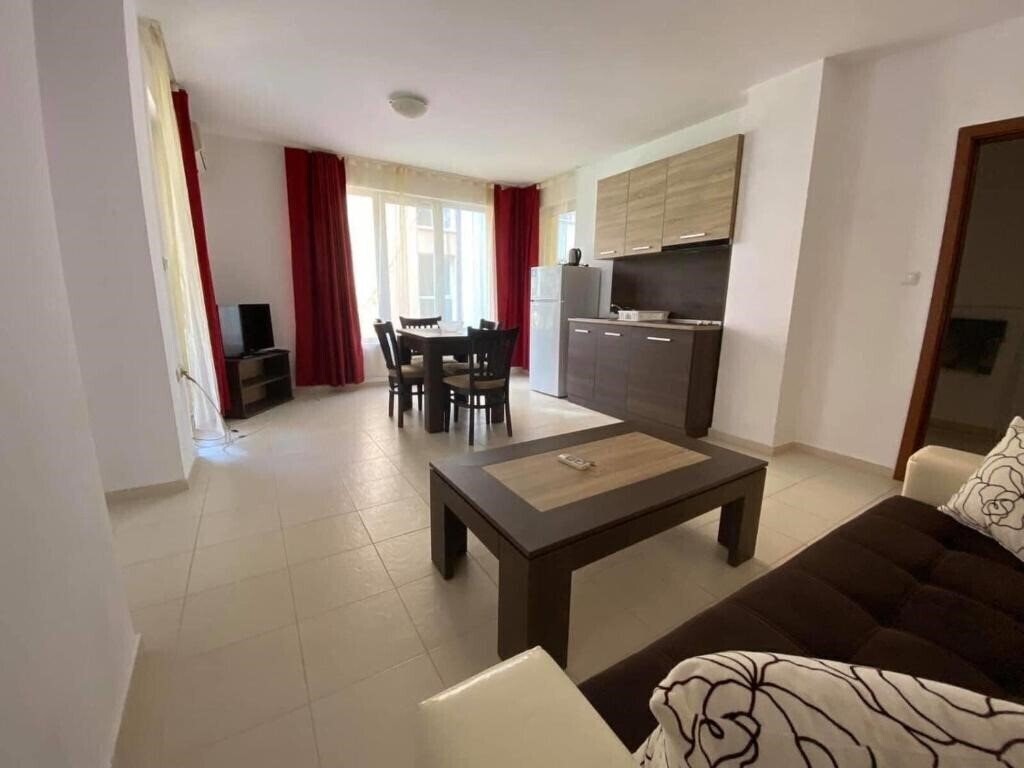 Sunrise Apartments by Interhotel Pomorie 3* суреті