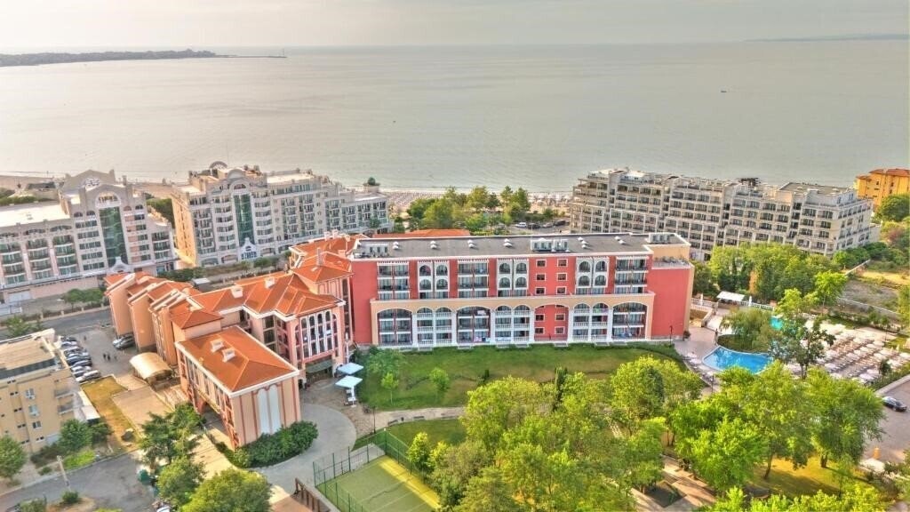 Отель Festa Via Pontica Resort 4*