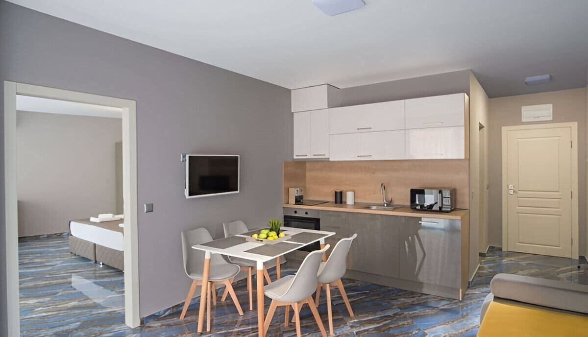 Marina Beach Pomorie (ex. Apart Hotel Marina Beach, Arizona Del Mar) 3* қонақ үйі