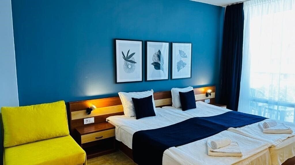 Queen Nelly 4* суреті