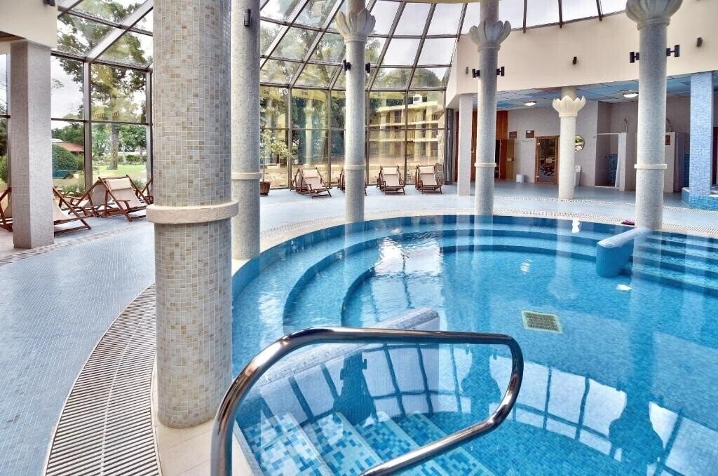 Изображение Magnoliite 3*