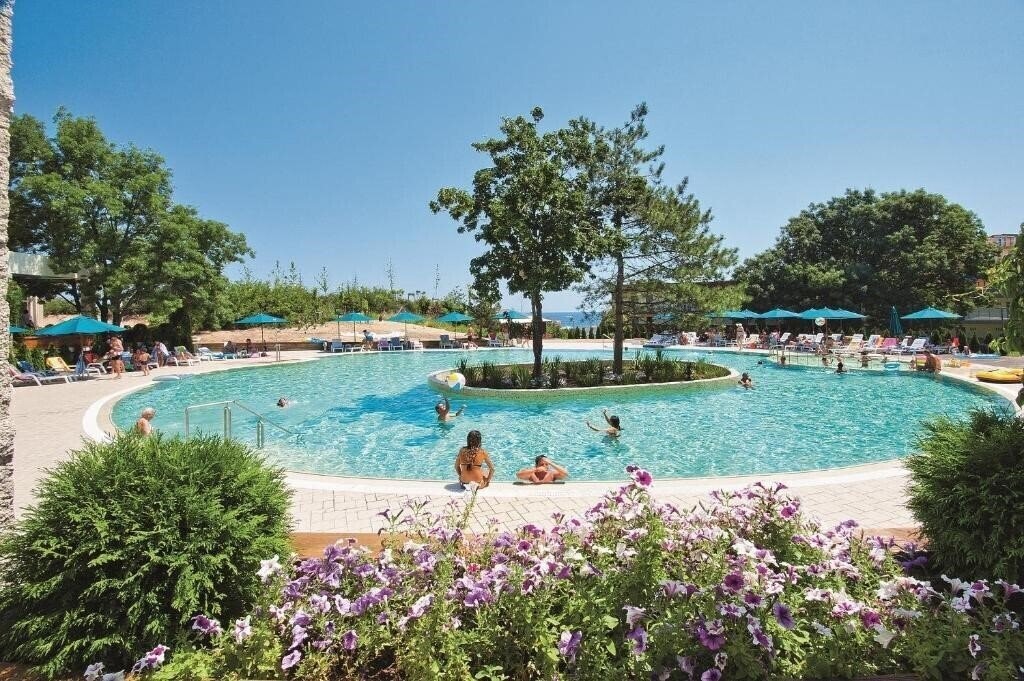 Фотография Jeravi Hotel 4*