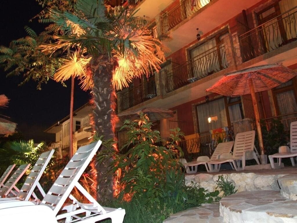 Tropicana Family Hotel (ex. Tropikana, Tropicana) 2* фотосуреті