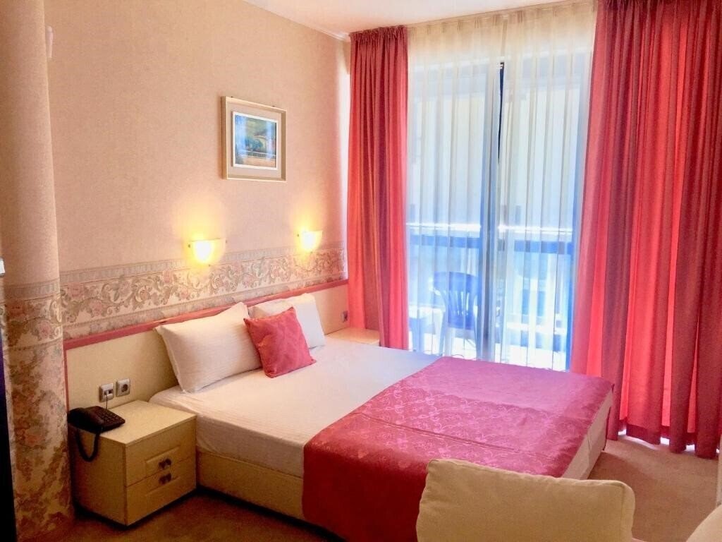 Royal Ravda 3* суреті