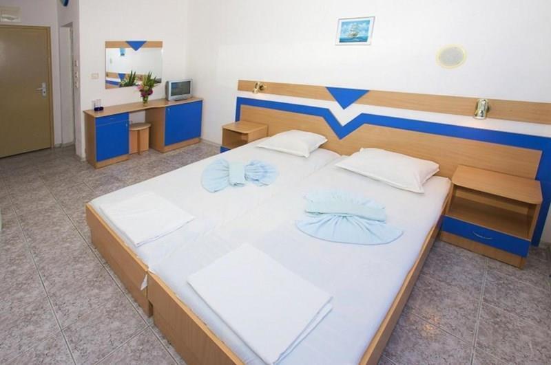 Elvira 2* суреті