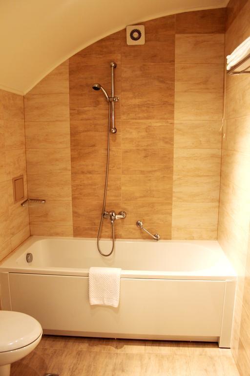 Фото Budapest Hotel (ex. Budapest, Budapest Hotel Sofia) 3*