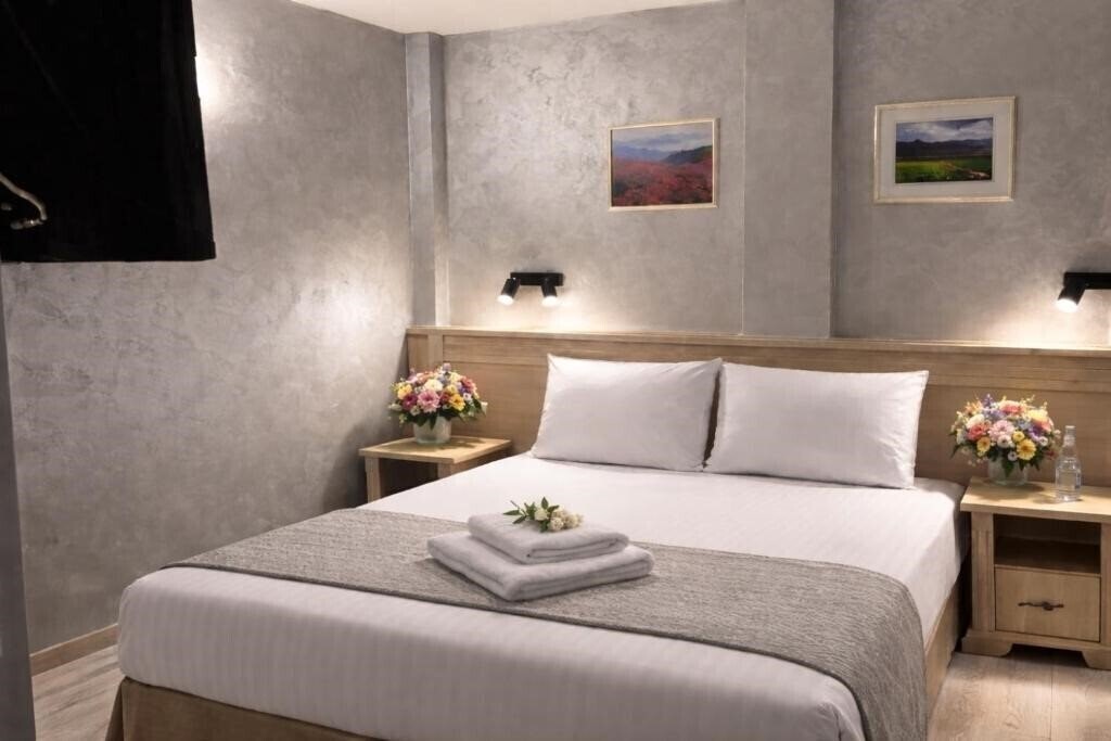 Отель Hotel Aris 3*