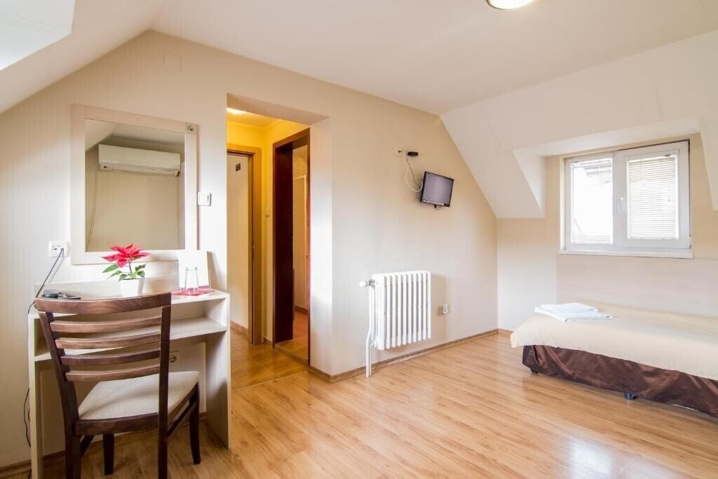 Madrid Hotel 4* фотосуреті