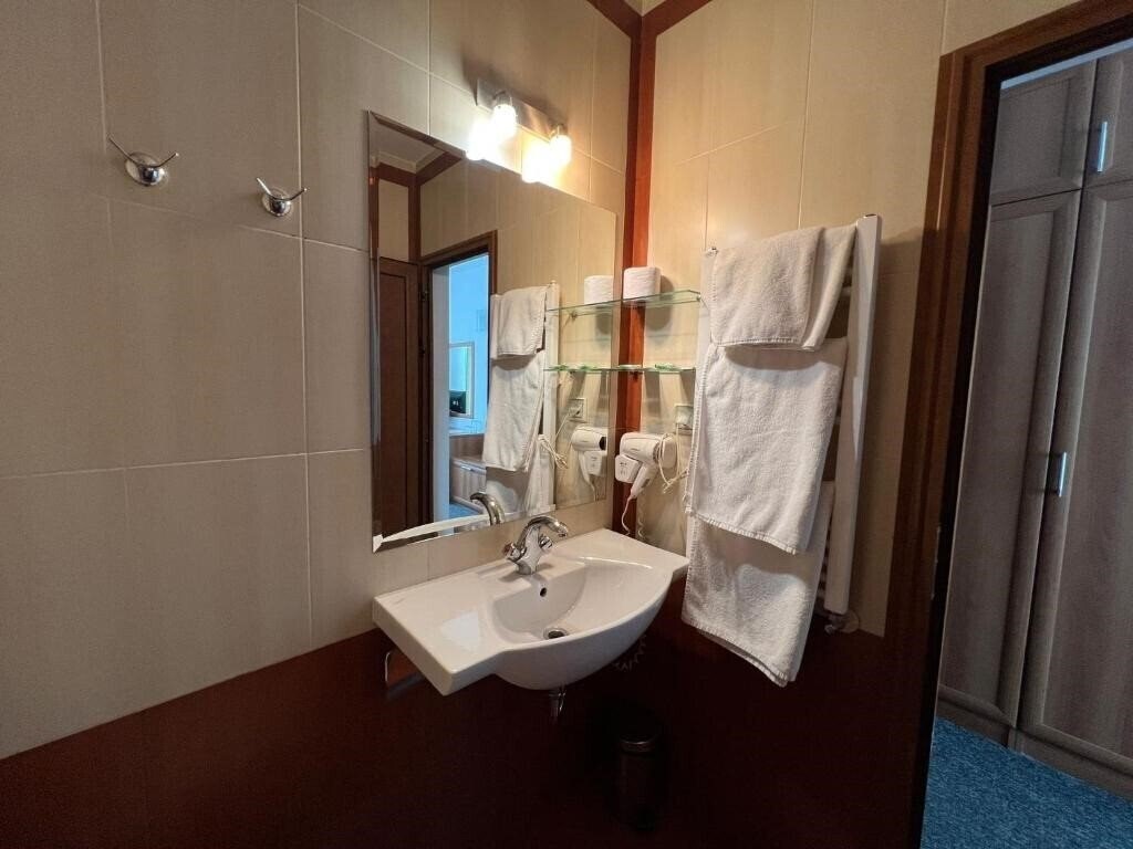 Фотография Hotel 007 3*