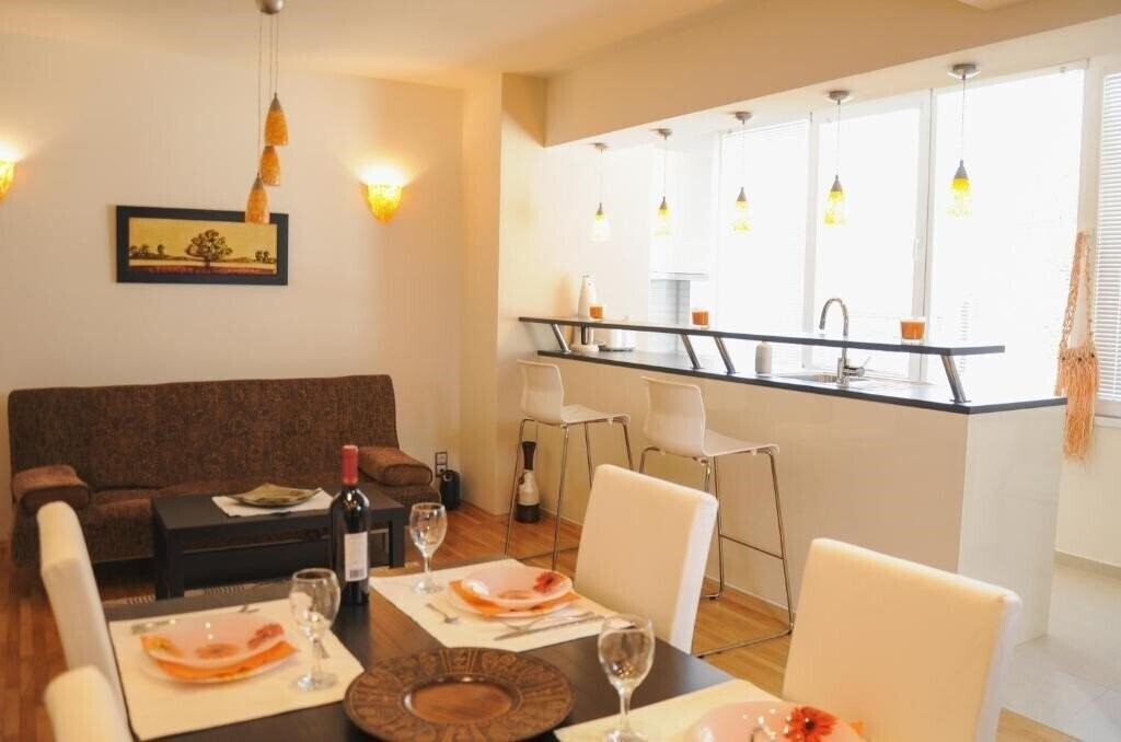 Derelli Elegance Apartment 3* қонақ үйі