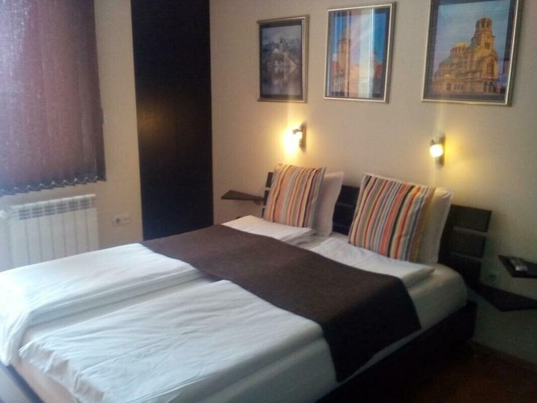 Greek Rooms In The City Center 3* суреті