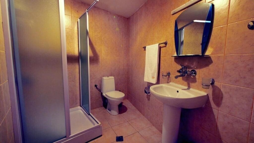 Hotel Alabin Central 2* фотосуреті