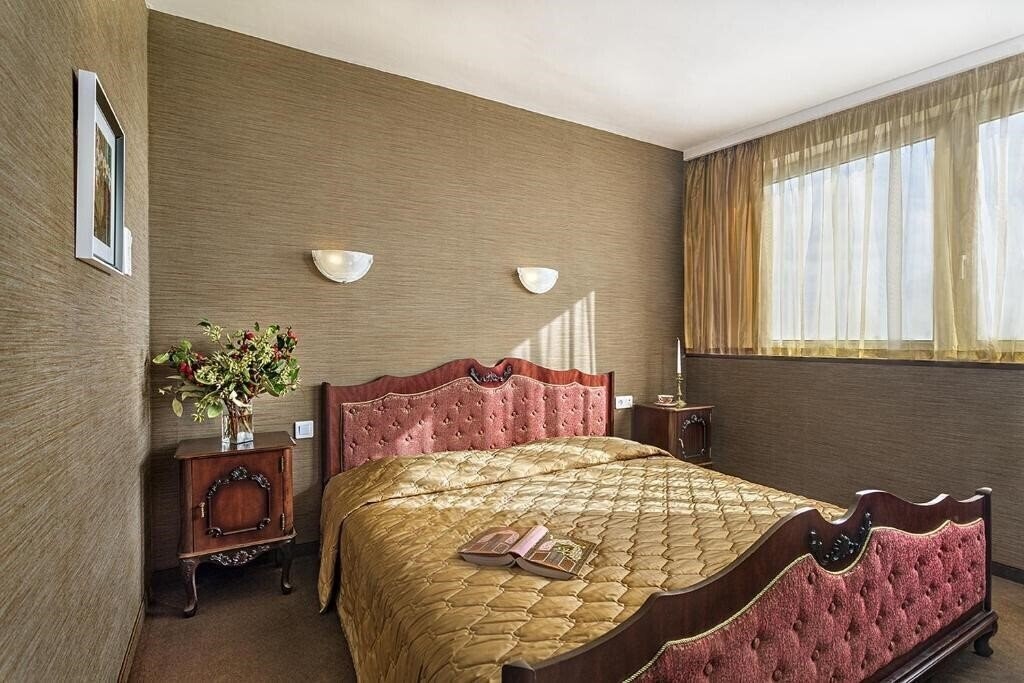 Фото Park Hotel Moskva 3*