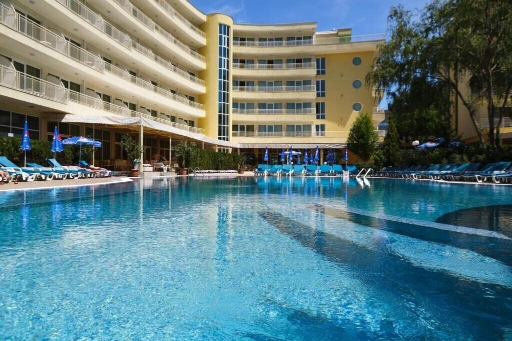 Отель Hotel Wela 4*