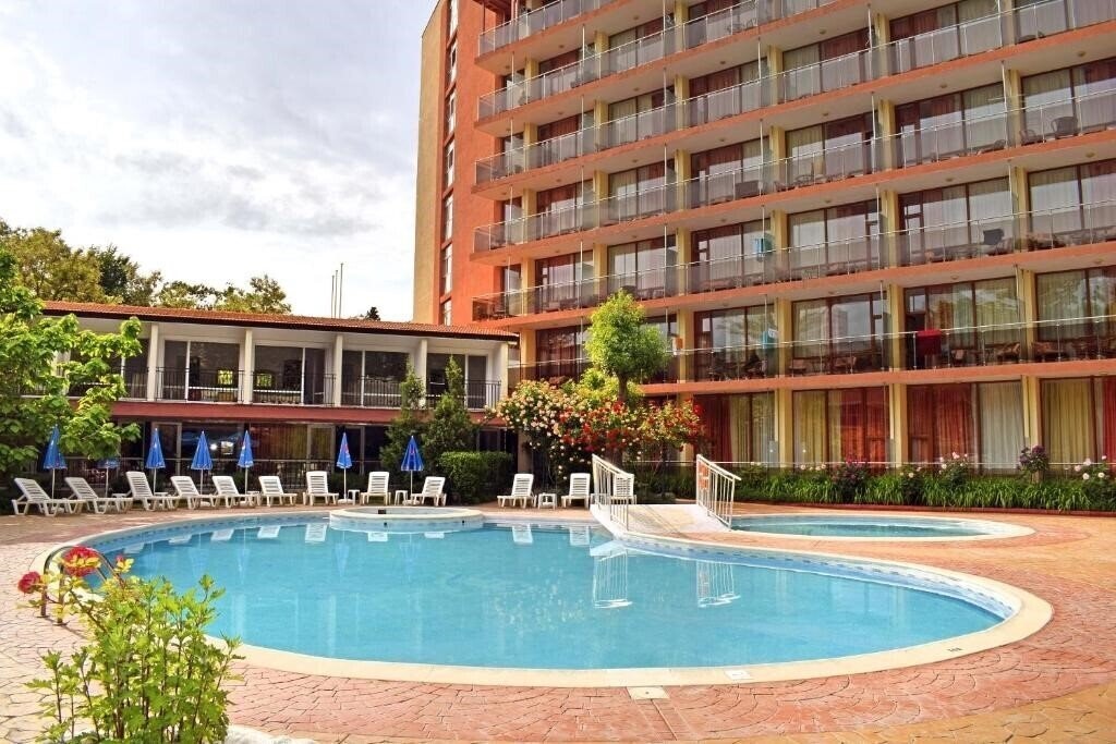 Отель Jupiter 2*