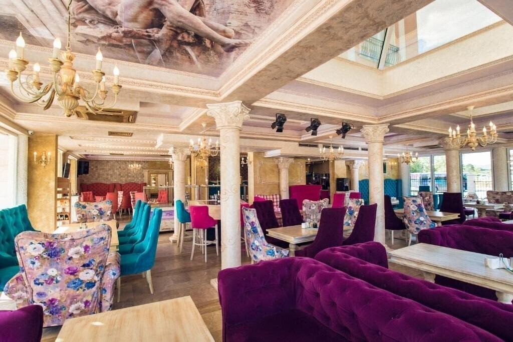 Avenue Deluxe Apart Hotel 4* суреті