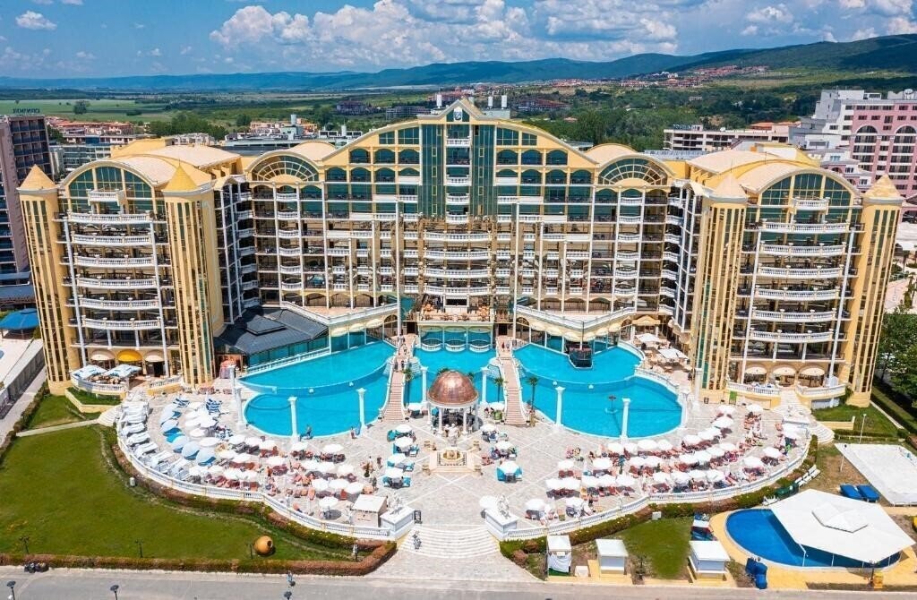 Отель Imperial Palace Hotel 5*