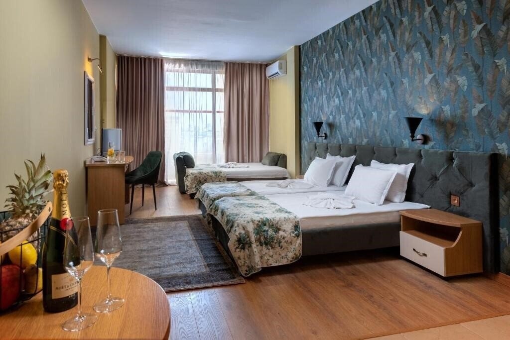 Отель Hotel Avenue 3*