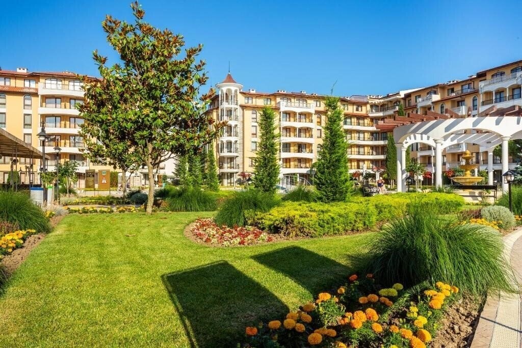 Royal Sun апартаменты суреті