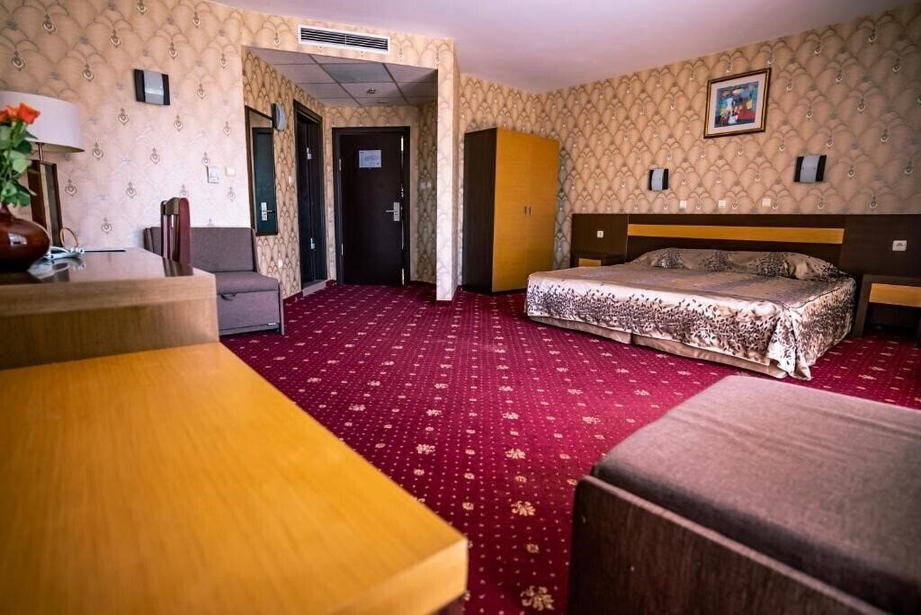 Фото Izola Paradise 4*
