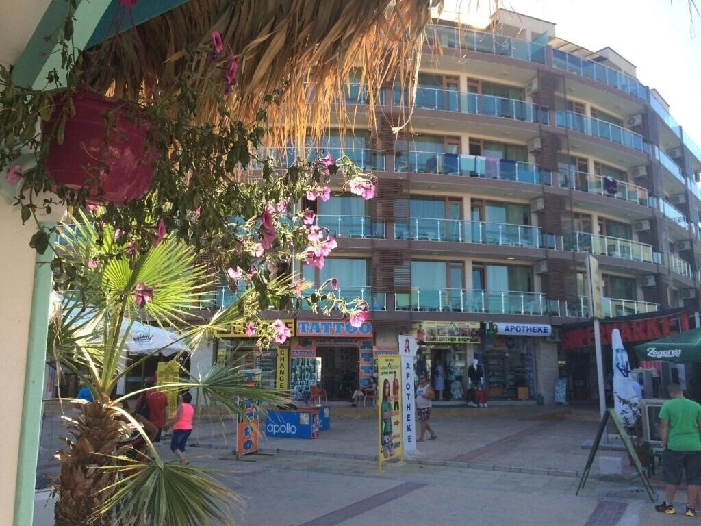 Фото Briz Beach Apartments (ex. Briz Sunny Beach) 3*