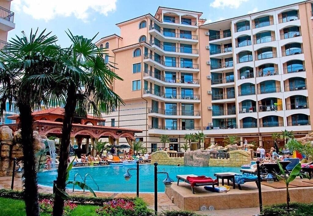 Отель Karolina Hotel 4*