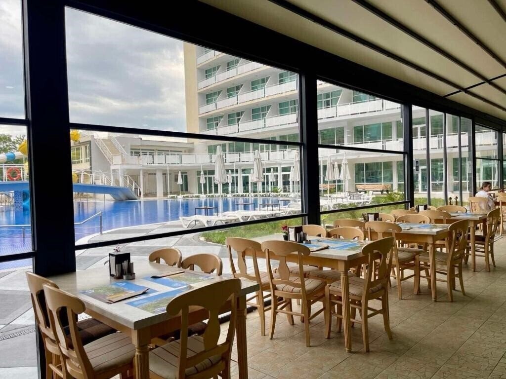 Изображение Grand Hotel Nirvana 4*