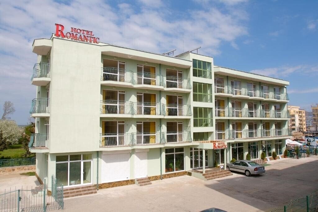 Family Hotel Romantic 3* қонақ үйі