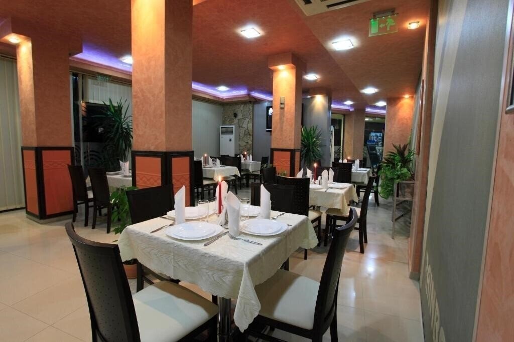 Картинка Rainbow Holiday Complex - Sea Isle (ex. Rainbow Sea Isle Apartment, Rainbow 4 Botique Suit) 3*