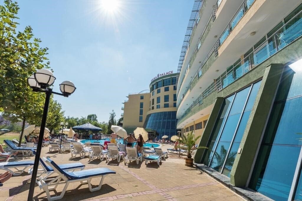 Ivana Palace 4* суреті