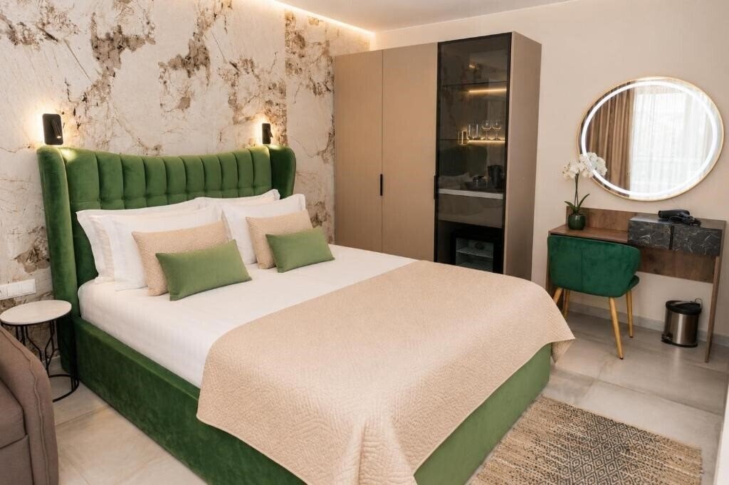 Отель Hotel Central Sunny Beach 3*