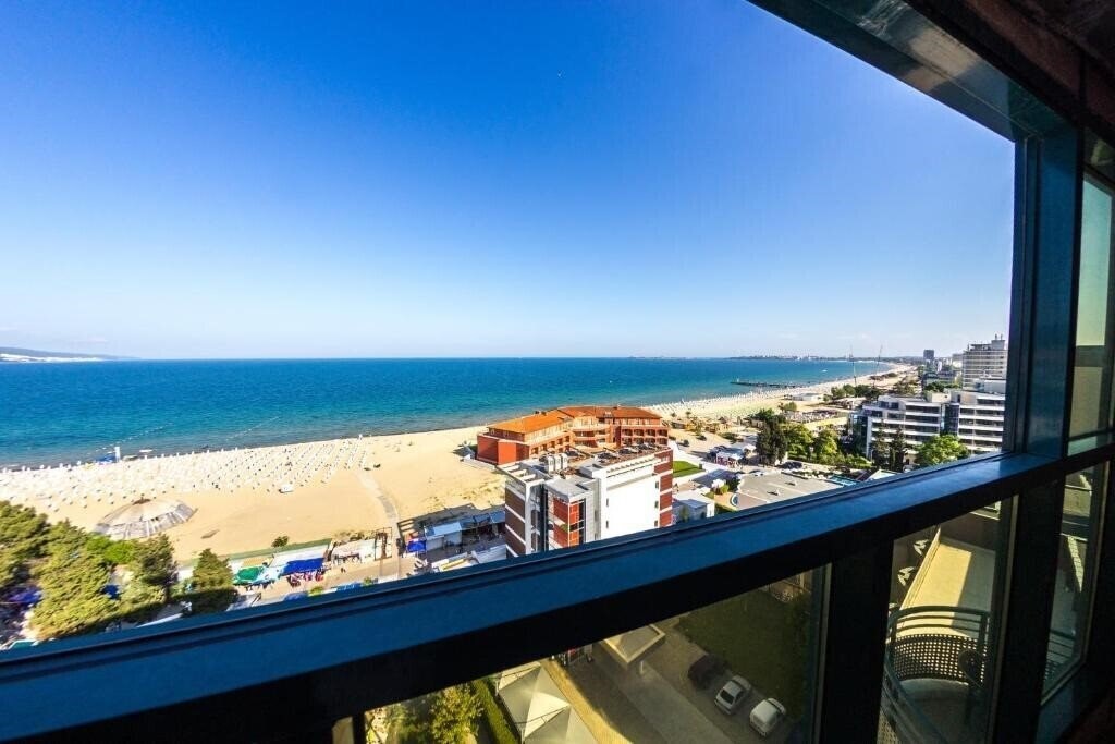 Grand Hotel Sunny Beach 4* фотосуреті