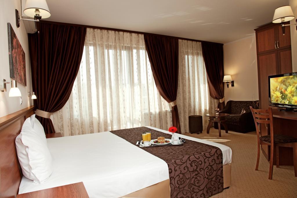 Aparthotel Favorit 3* қонақ үйі