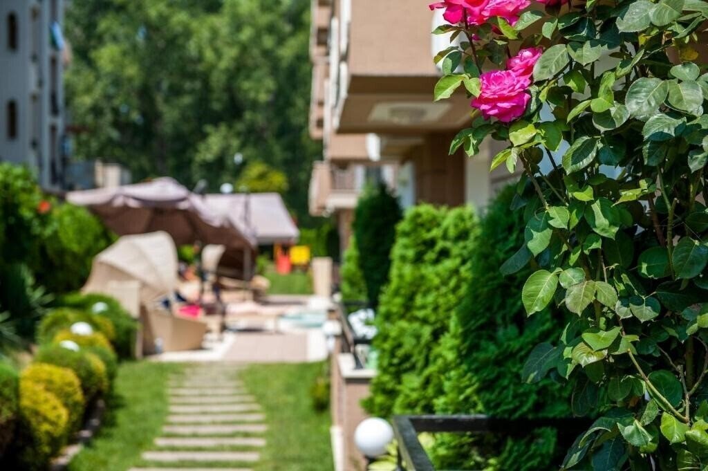 Dawn Park Deluxe Apart  Hotel 3* фотосуреті